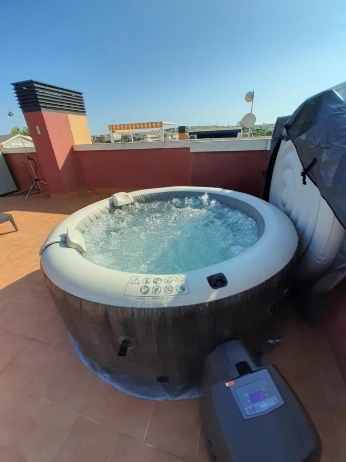 Casa Ohana Solarium, Jacuzzi,piscine,tout Confort * Orihuela
